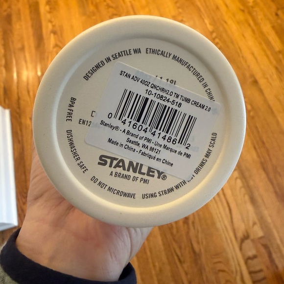 Stanley 40oz Cream Tumbler - Picture 4 of 4